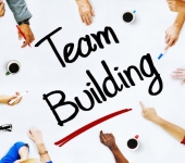 Comment organiser un team-building de folie pour votre équipe ? 